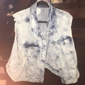 Torrid denim vest like new